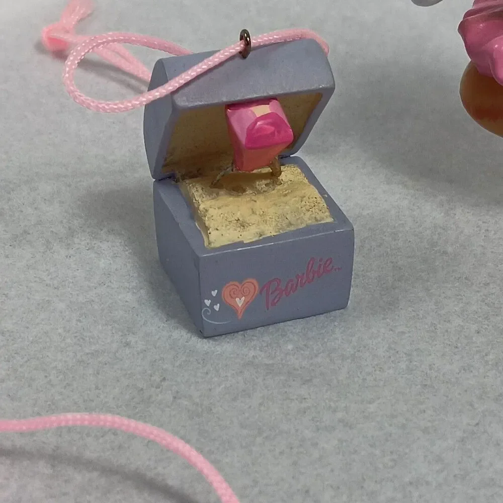 Barbie Christmas Twyla Mini Ballerina Shoes Heart Charm Ring Box Ornaments Charm